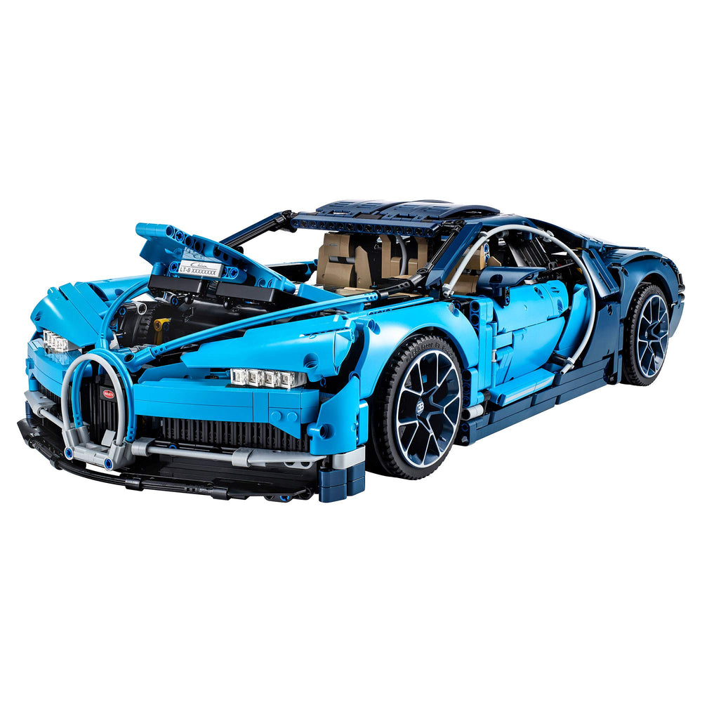 LEGO Technic Bugatti Chiron paddle gearshift and 8-speed gearbox for realistic shifting