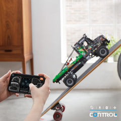 LEGO Technic Zetros control app screen shows steering and differential options in real time