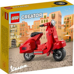 LEGO Vespa 40517 front view with handlebars and seat, ideal for imaginative vehicle play