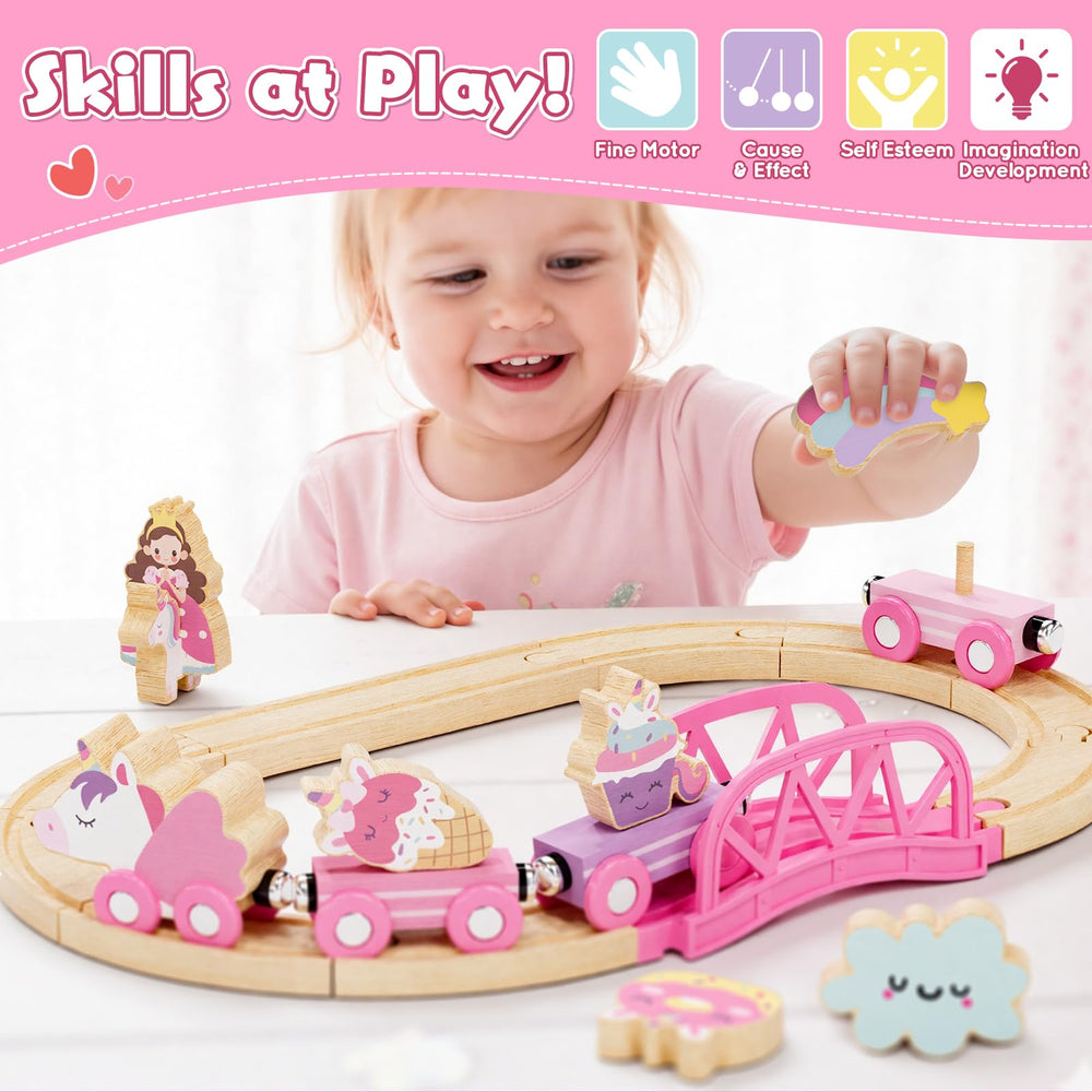 Lehoo Castle magnetic pieces unicorn: easy linking encourages fine motor skills during play.