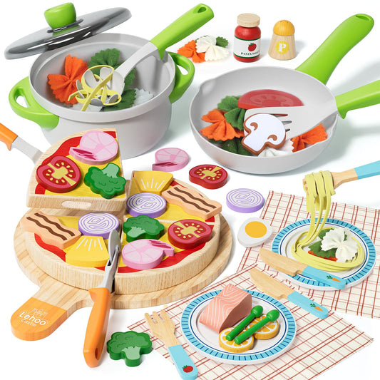 Lehoo Castle pizza toy with pot and pan for imaginative play and early cooking skills.