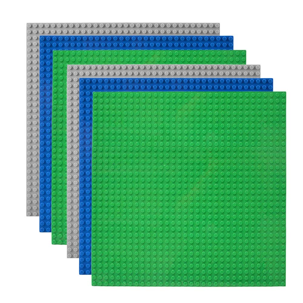 Lekebaby 10x10 green baseplate, durable surface for creative play.
