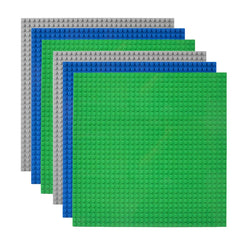 Lekebaby 10x10 green baseplate, durable surface for creative play.