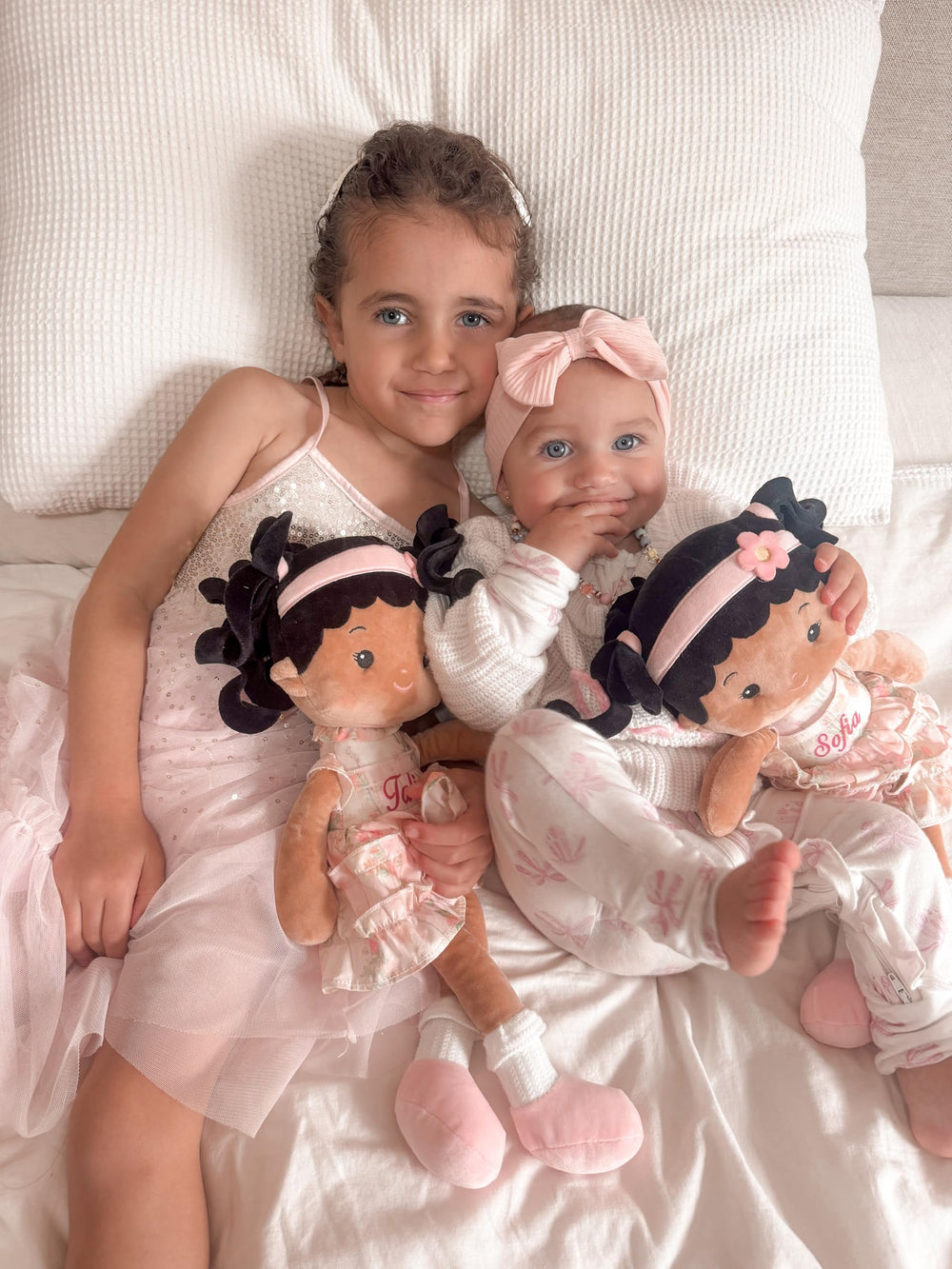 LeyaDoll Petal hands ready for play and storytelling.