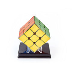 LiangCuber Cyclone Boys 3x3 magnetic cube glossy surface enhances grip during fast solves.