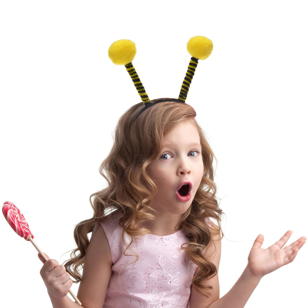 Liatunou tentacle antenna accessory enhances Halloween looks.