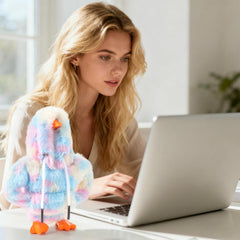 Linastu 7-inch desk goose hoodie fits snugly for quick styling