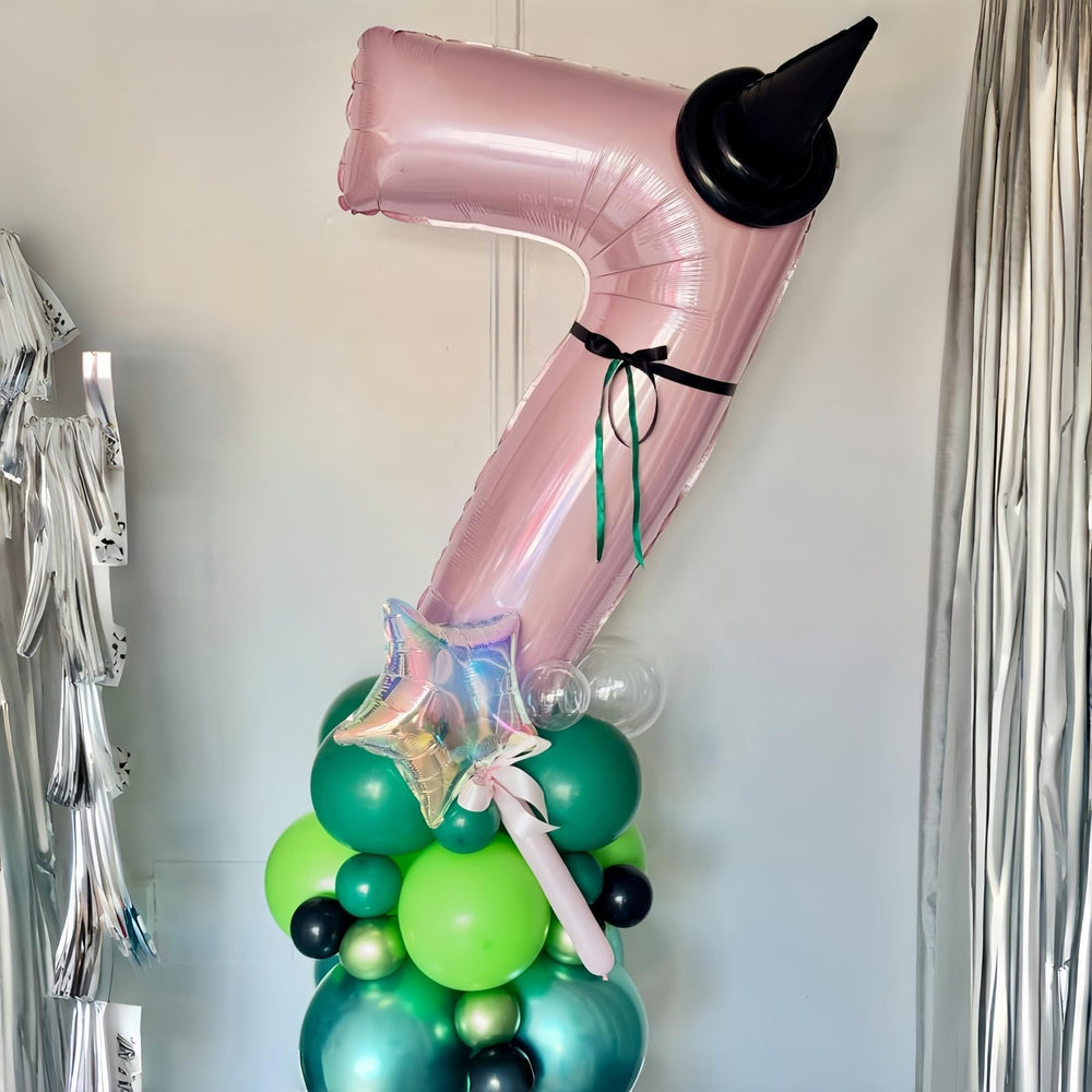Lingqiang 3-number foil balloon adds metallic flair to party decor