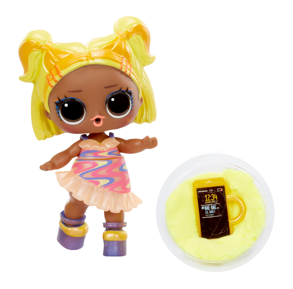 L.O.L. Surprise Big Party 27 accessories inspire creative styling and pretend play.