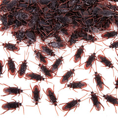 LovesTown fake roaches close-up with lifelike detail for Halloween pranks