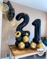 Lovoir giant 40-inch balloon stays visually striking during events.