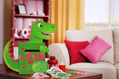 Luck Sea classroom party kit supports Valentine gift exchanges.
