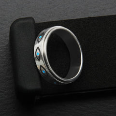 Outer moon and star design on LuckyAmor ring with hollow band
