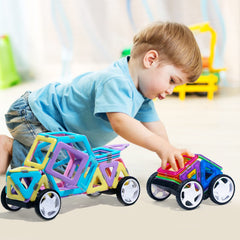 Ages 3 and up suitability supports group MAGBLOCK play sessions.