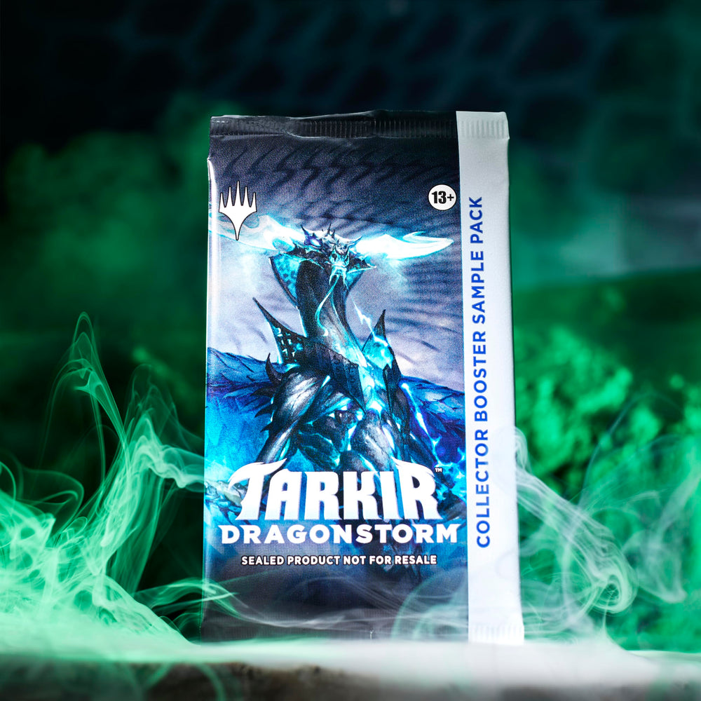 Magic: The Gathering Temur Roar deck box, strategy insert, and reference card included.