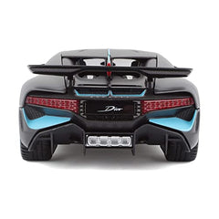 Maisto Bugatti DIVO 1:24 front view shows metallic sheen.