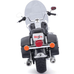 Maisto Harley-Davidson 1:12 Road King Classic engine detail for realism.