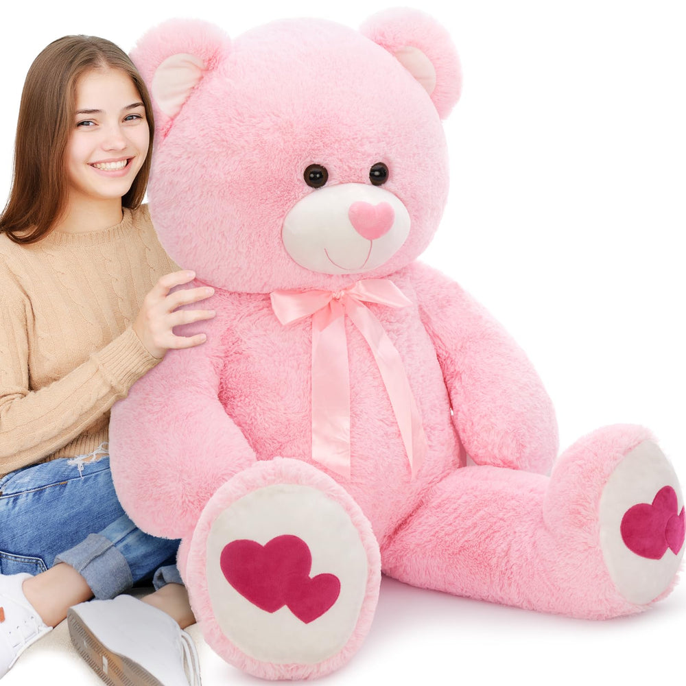 MaoGoLan teddy bear featured in a birthday party decor scene