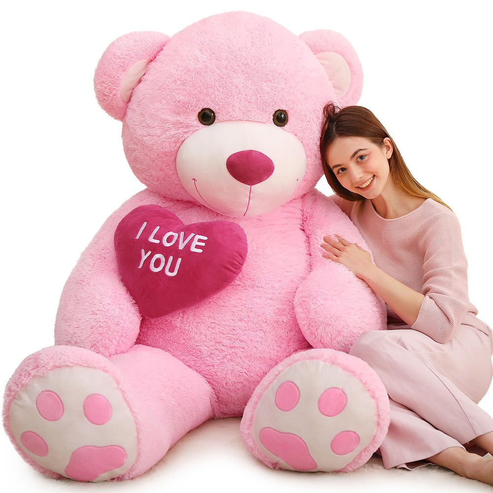MaoGoLan 5ft heart chest detail adds romantic charm to any gift.