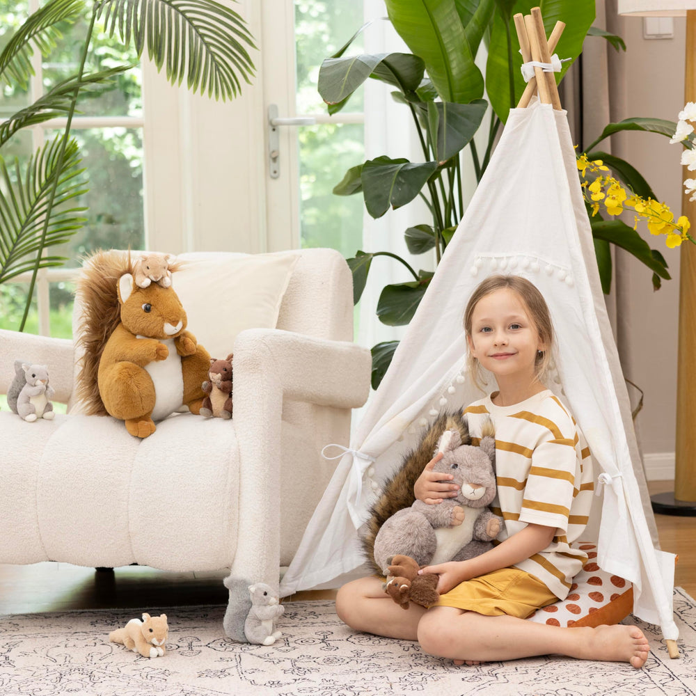 MaoGoLan squirrel plush head and facial features highlighting expression.
