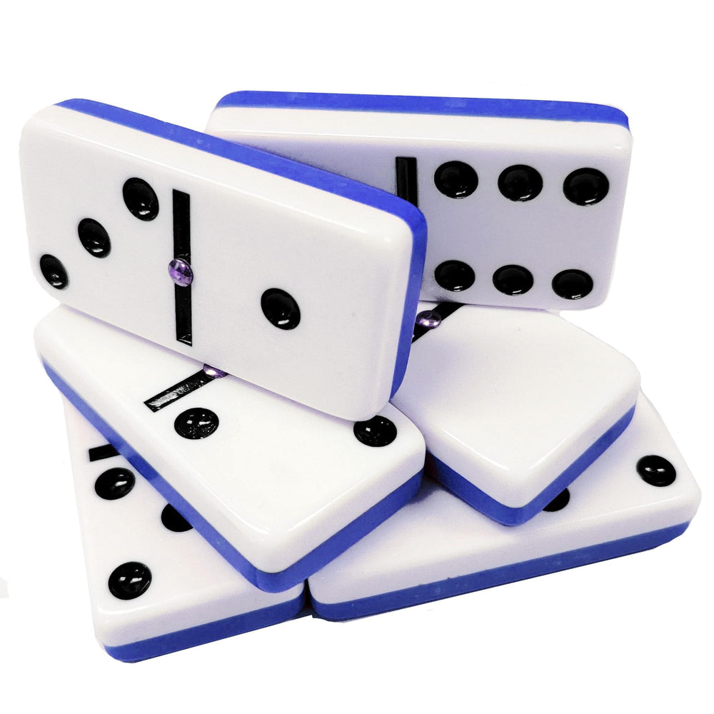 Center spinner detail enables smoother mixing during play