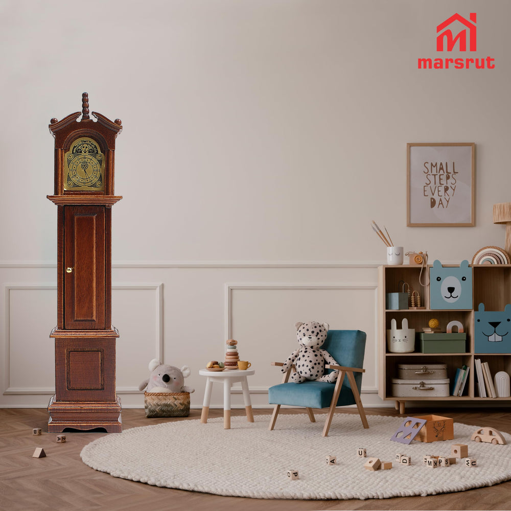 Marsrut miniature clock gift for dollhouse enthusiasts.