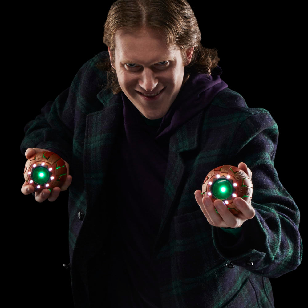 Compact electronic pumpkin ideal for on-the-go roleplay and photos