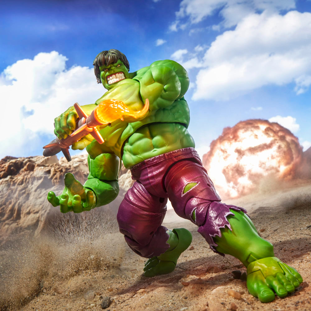 Marvel Legends Maximum Hulk figure raging-head offers intense, comic-inspired expression.