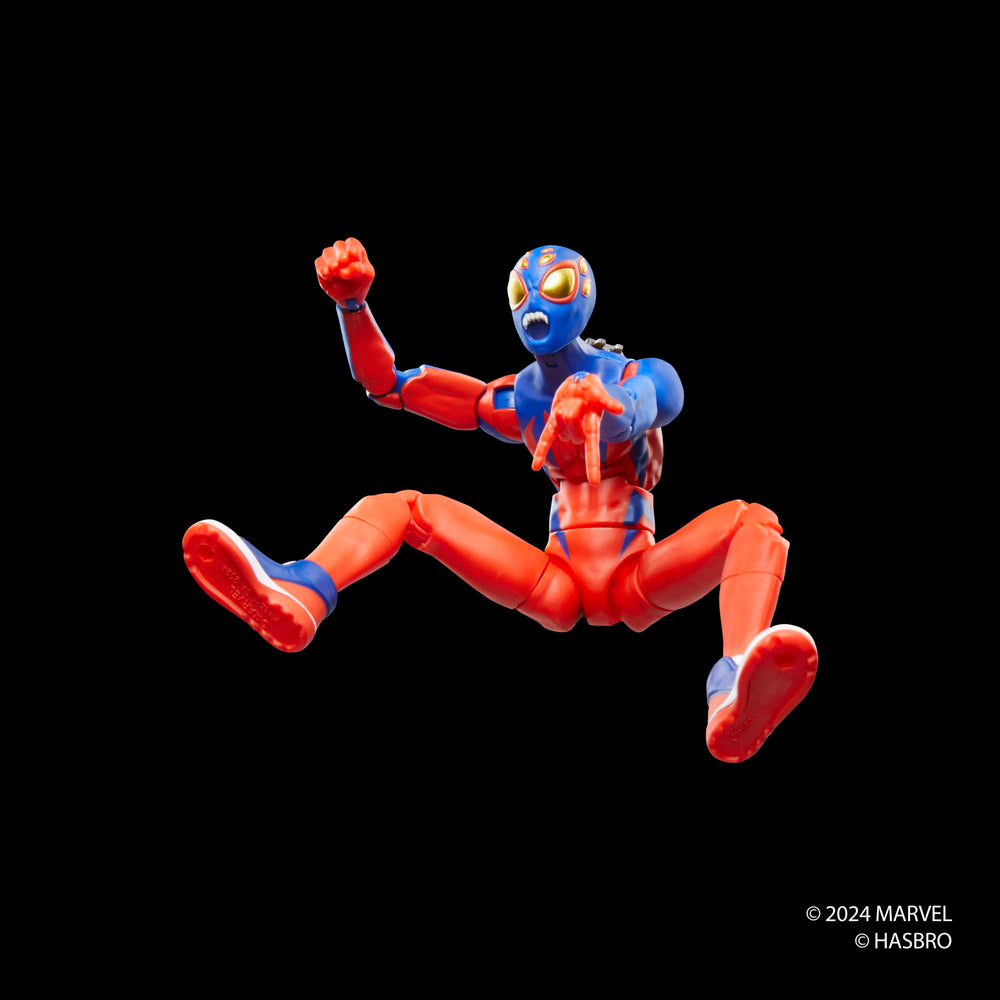 Includes comic-inspired head and hands to refresh character posing