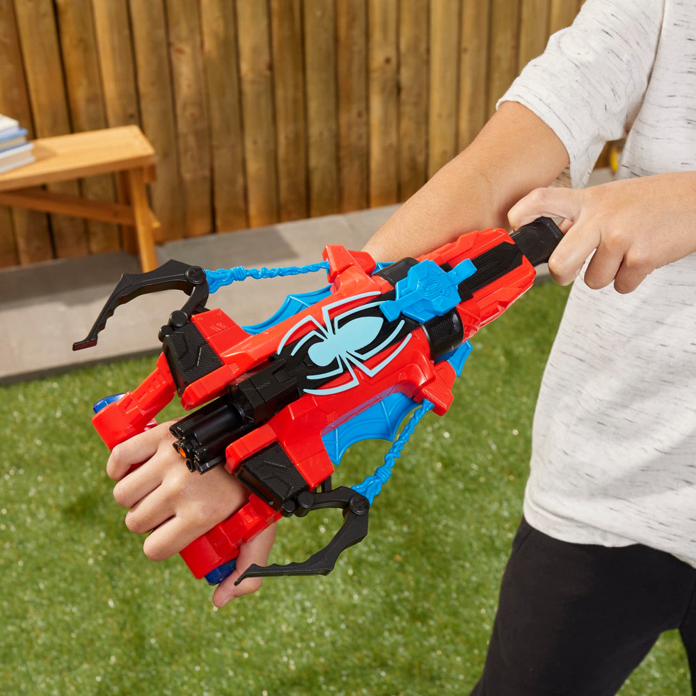 2-in-1 Nerf blaster for darts and water play.