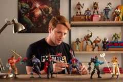 Masters of the Universe Masterverse King Keldor cape adds dramatic display detail.