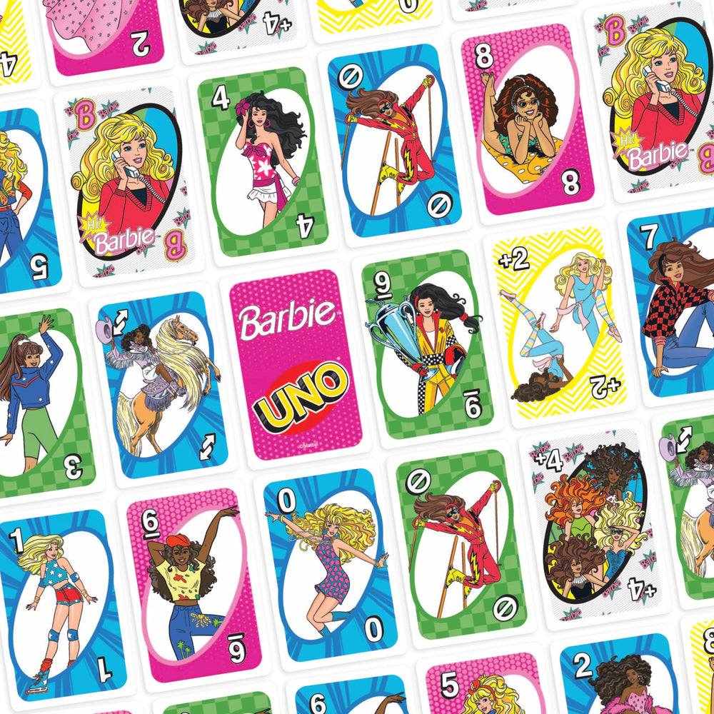 Mattel Games UNO Barbie last-card moment capture, encourage quick thinking and excitement