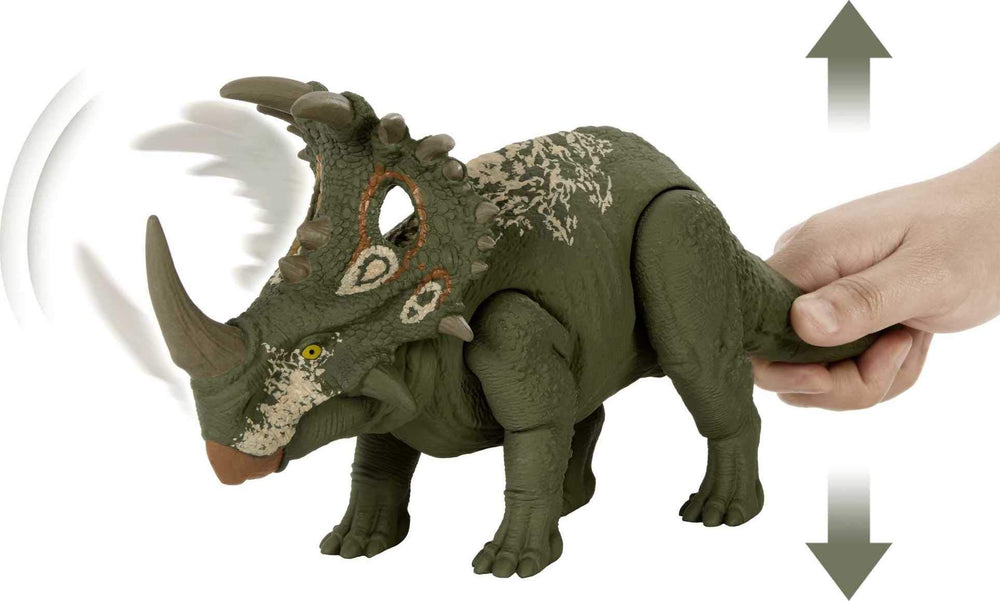 Mattel Jurassic World Sound Strike dinosaur figure, attack-move angle, enables dynamic action.