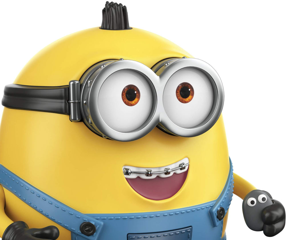 Universal handgrips enable sharing with other same-scale Minion figures