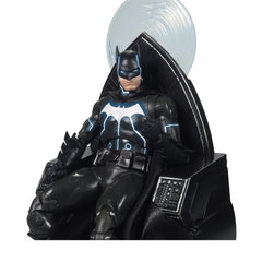 Batman with extra hands enables versatile posing options