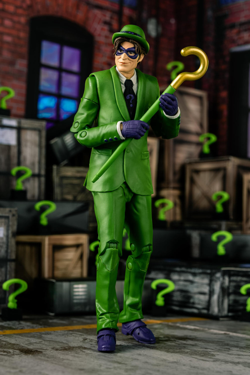 McFarlane Toys Riddler display base aids stable shelf posing.