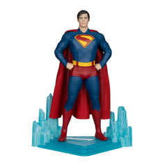 McFarlane Toys Superman 12in cape detail, enhances dramatic presentation.