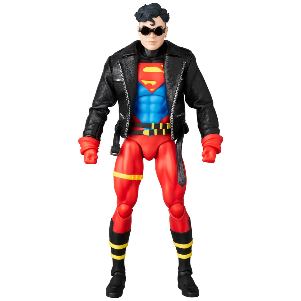 Medicom Toy Return of Superman Superboy MAFEX interchangeable heads for varied expressions.