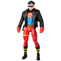 Medicom Toy Return of Superman Superboy MAFEX textured jacket detail adds realism.