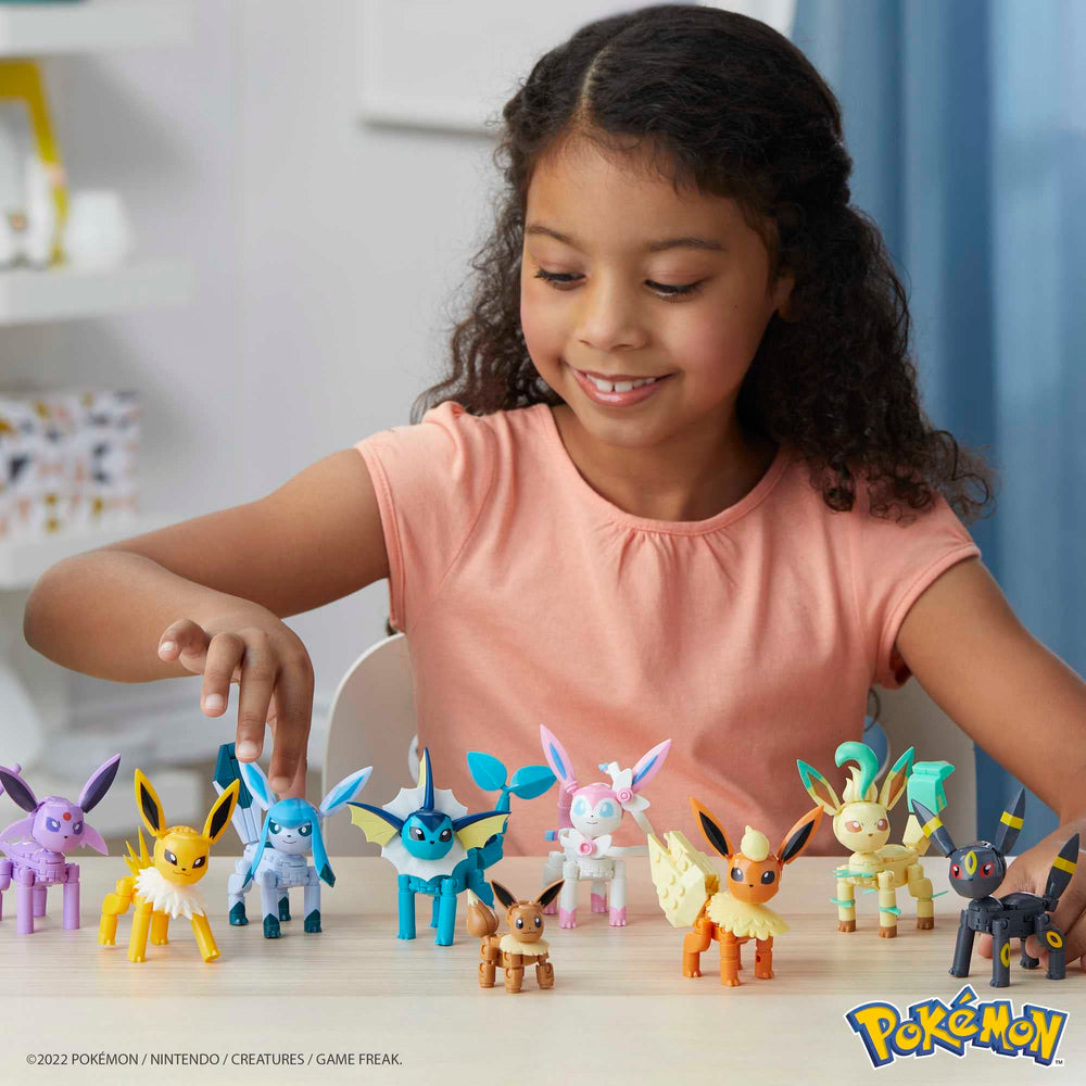 Mega Brands MEGA Pokémon Umbreon figure—dark finish and smooth articulation for dramatic stances