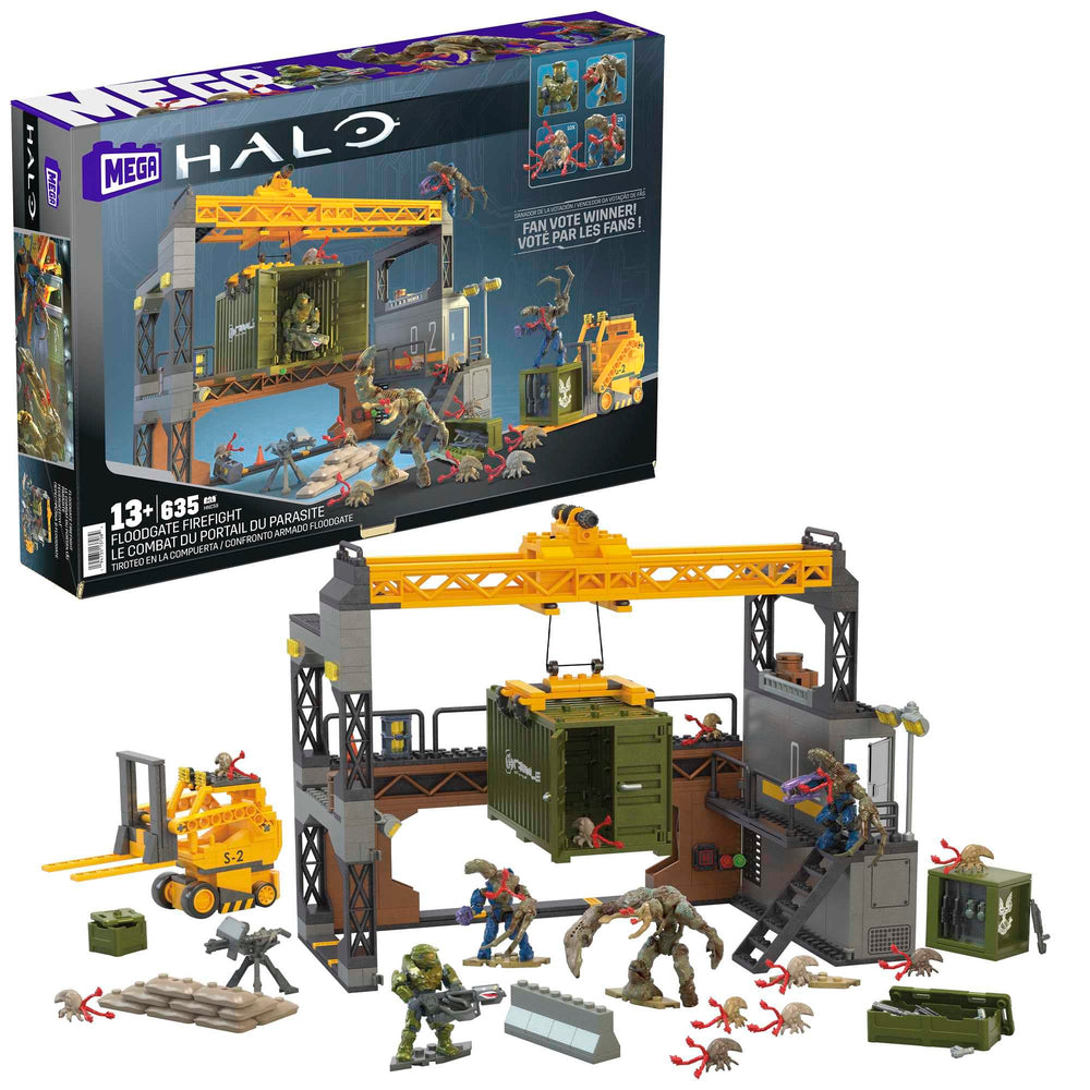 Mega Brands MEGA Halo Floodgate crane and winch in action for realistic setup