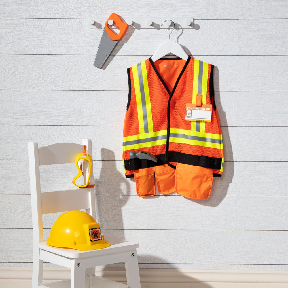 Melissa and Doug construction set invites open-ended, imaginative play.