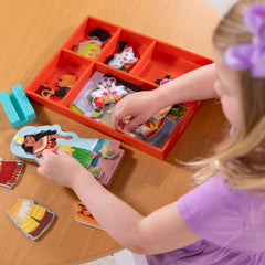 Melissa and Doug Moana storage tray keeps pieces organized