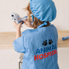 Melissa & Doug reusable name tag helps personalize clinic play