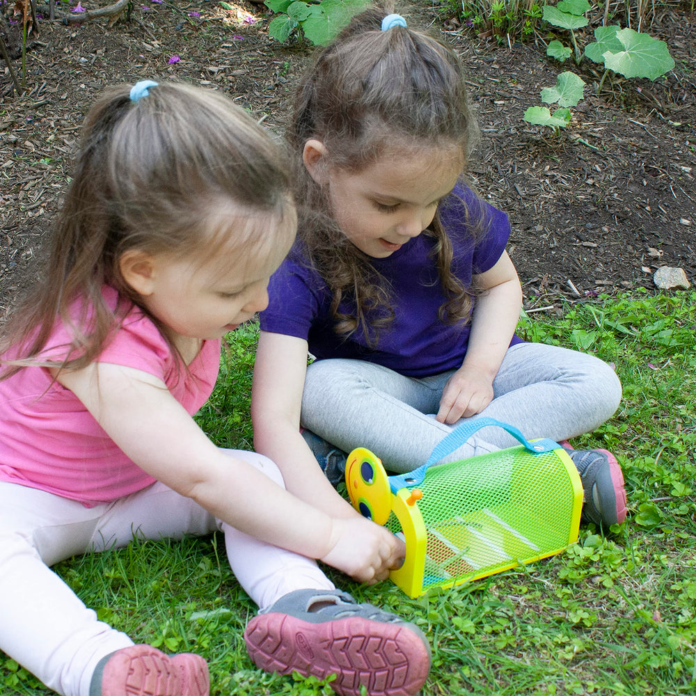 Lightweight, durable construction of the Giddy Buggy Bug House for kids