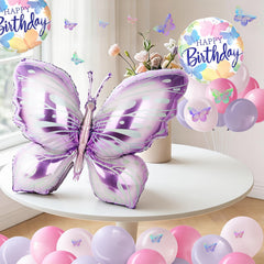 Melody Fantasy pink and purple latex balloons create a soft, romantic birthday ambiance.