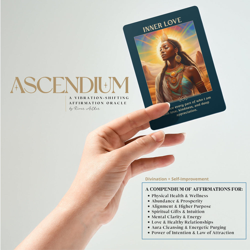Metaphoracle Ascendium magnetic-closure box keeps cards secure after sessions.