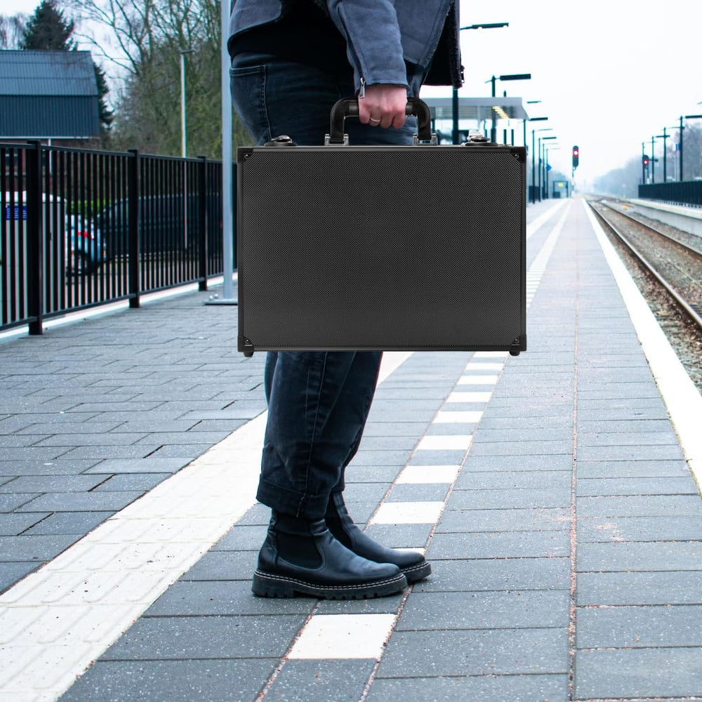 MewVeer Top Loader Case exterior dimensions 380x270x140 mm for planning.