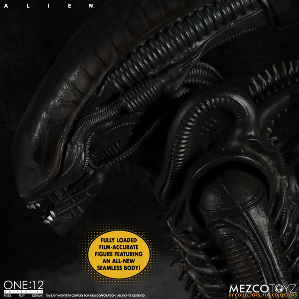 Mezco Alien One:12 close-up-detail shows intricate sculpting