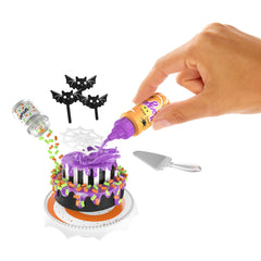 MGA's Miniverse recipe card guides to assemble your mini treats step by step.